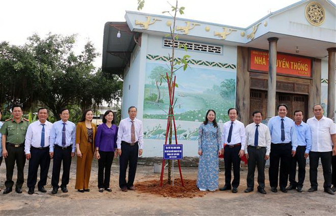 'Sức mạnh đại đoàn kết tạo động lực đưa đất nước vượt qua khó khăn' ảnh 2