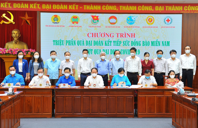 Triệu phần quà tiếp sức cho đồng bào miền Nam vượt qua đại dịch ảnh 1