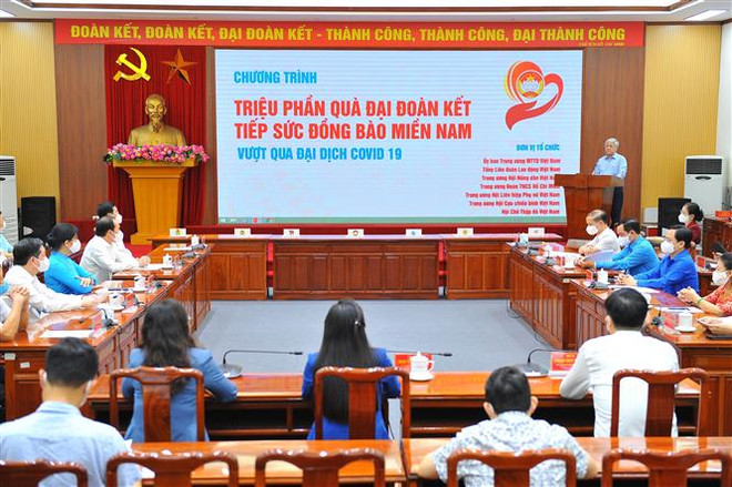 Triệu phần quà tiếp sức cho đồng bào miền Nam vượt qua đại dịch ảnh 2