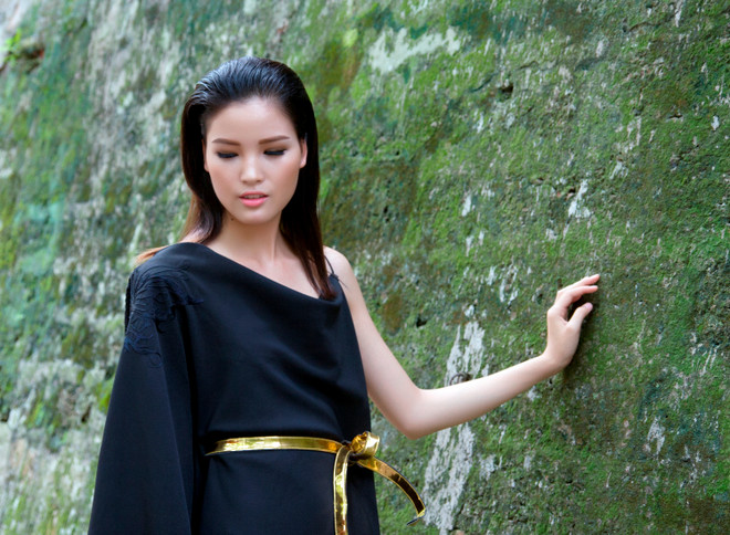 Chà Mi: Từ “gái quê” bán rau đến sàn catwalk Milan rực rỡ hào quang ảnh 2