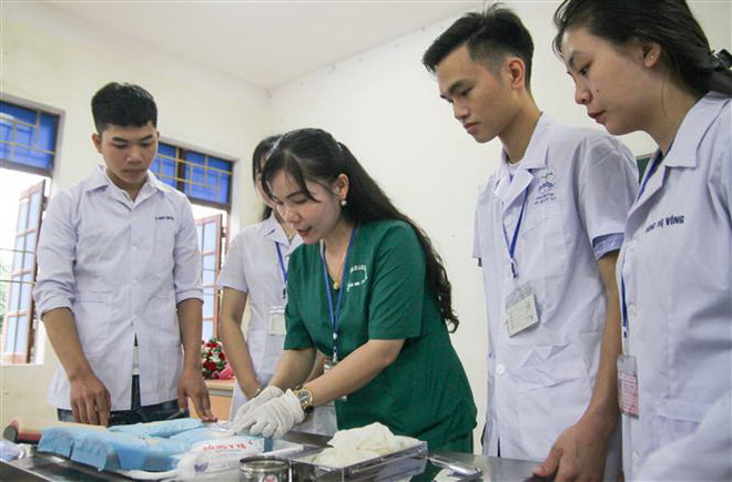 Chuyện về cô giáo dành cả tuổi thanh xuân cho mảnh đất Hà Giang ảnh 2