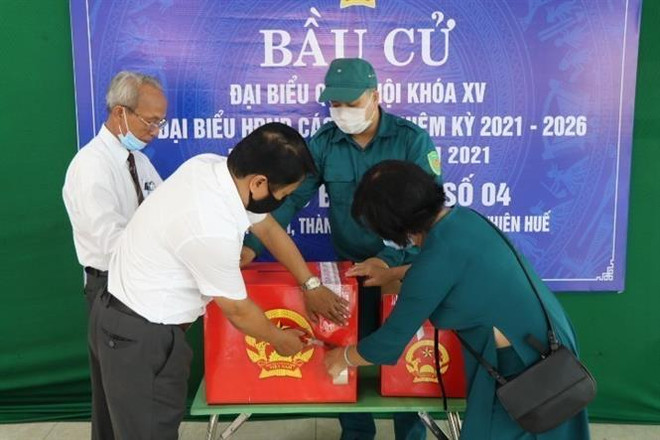 Bầu cử Quốc hội và HĐND: Trình tự tiến hành việc kiểm phiếu ảnh 2