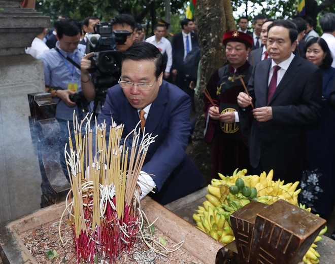 Chủ tịch nước Võ Văn Thưởng dâng hương Giỗ Tổ Hùng Vương năm 2023 ảnh 3