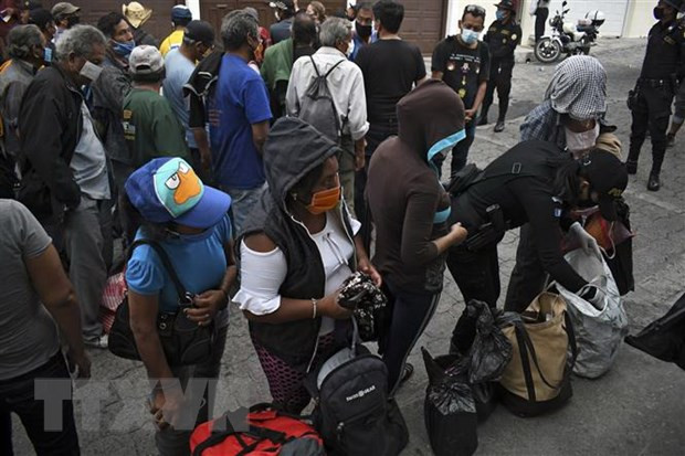 Gần 92 triệu người trên thế giới hưởng lợi từ chương trình giảm nghèo ảnh 1