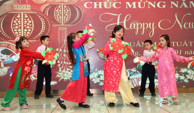 Đầm ấm Tết cổ truyền của cộng đồng người Việt tại Hong Kong ảnh 2