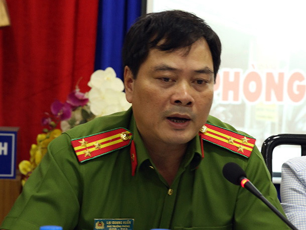 Tín dụng đen: Mang cả quan tài, vòng hoa để khủng bố người vay nợ ảnh 2