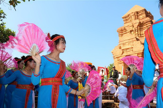 Đồng bào Chăm ở Ninh Thuận vui đón Lễ hội Katê năm 2018 ảnh 1