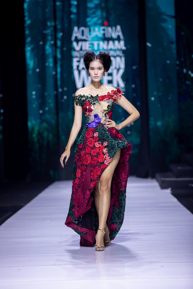 Những BST “hơn cả thời trang” khép lại Tuần lễ Thời trang quốc tế ảnh 5