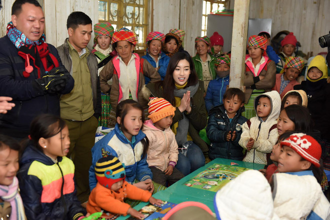 ‘Cho đi là còn mãi’: Hoa hậu Đỗ Mỹ Linh cùng mẹ đăng ký hiến tạng ảnh 2