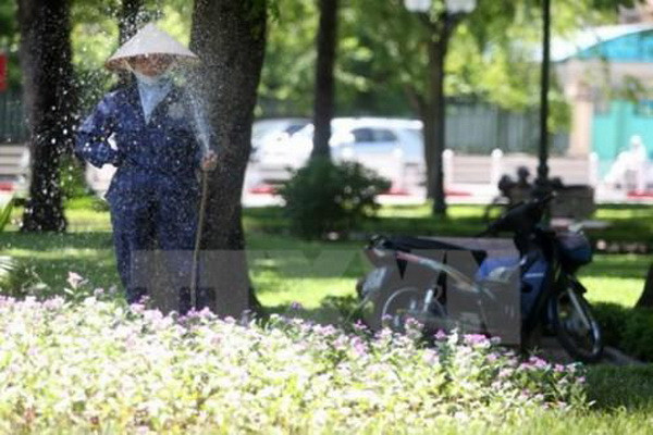 Khu vực Bắc Bộ nắng nóng trở lại, có nơi nhiệt độ trên 36 độ C ảnh 1