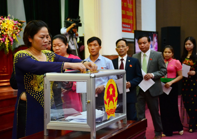 Ông Hoàng Văn Chất tái cử chức danh Chủ tịch HĐND tỉnh Sơn La ảnh 1