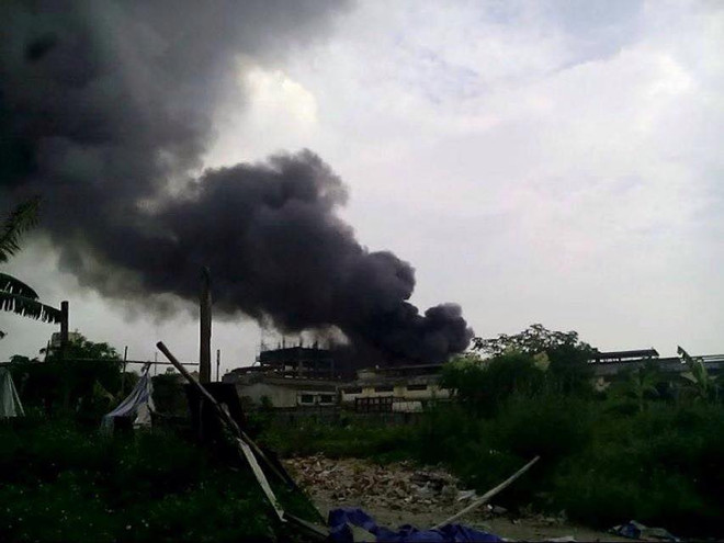 Hà Nội: Cháy lớn tại kho chứa phụ tùng Công ty Ôtô Cơ khí Hòa Bình ảnh 6