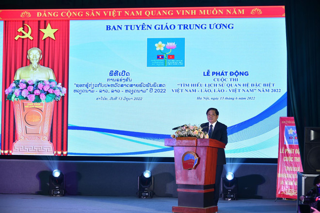 Ông Trần Doãn Tiến, Tổng biên tập Báo Điện tử Đảng Cộng sản phát biểu tại Lễ phát động. (Ảnh: Phương Hoa/TTXVN) Phát động Cuộc thi tìm hiểu lịch sử quan hệ đặc biệt Việt Nam-Lào ảnh 1