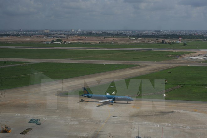 Thuê tư vấn quốc tế xây dựng phương án mở rộng Sân bay Tân Sơn Nhất ảnh 1