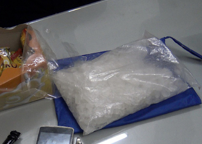 Bắt giữ đối tượng mua bán trái phép 3kg ma túy đá từ Trung Quốc ảnh 1