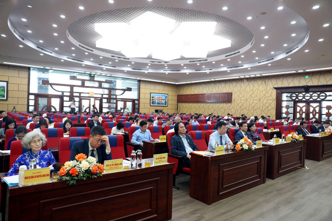 Các đại biểu dự hội thảo. (Ảnh: Mạnh Tú/TTXVN) ttxvn_dong chi nguyen luong bang 2.jpg