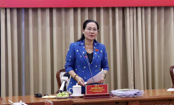 Bà Nguyễn Thị Lệ, Chủ tịch Hội đồng Nhân dân thành phố, Trưởng Đoàn giám sát HĐND thành phố phát biểu kết luận buổi giám sát. (Ảnh: Xuân Khu/TTXVN) Giám sát đầu tư công ở TP Hồ Chí Minh: Điều hành của UBND còn hạn chế ảnh 3