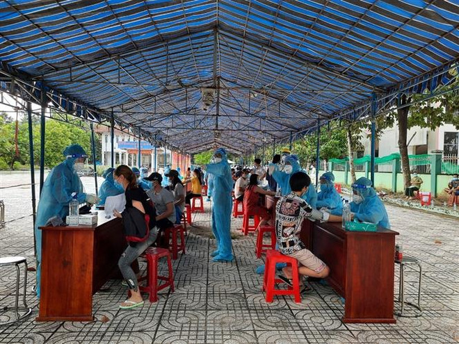 Số ca mắc giảm, Bình Dương xây dựng phương án 'bình thường mới' ảnh 1