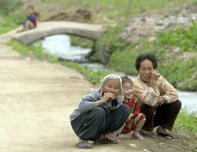Người nghèo tại Triều Tiên. (Ảnh: EFA News) Tổ chức WFP cảnh báo có thể ngừng hoạt động ở Triều Tiên ảnh 1