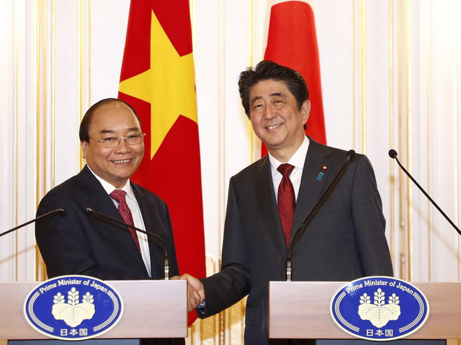 Thủ tướng Nguyễn Xuân Phúc hội đàm với Thủ tướng Nhật Bản Shinzo Abe ảnh 1