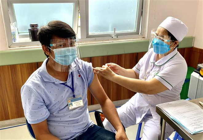 An Giang, Kiên Giang đẩy mạnh tiêm vaccine phòng dịch COVID-19 ảnh 1