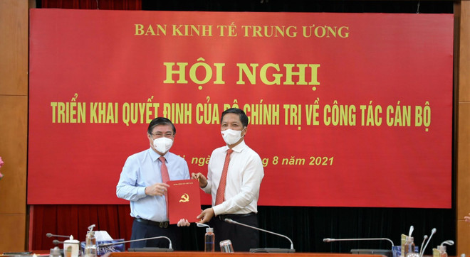 Ông Nguyễn Thành Phong giữ chức Phó trưởng Ban Kinh tế TW ảnh 1