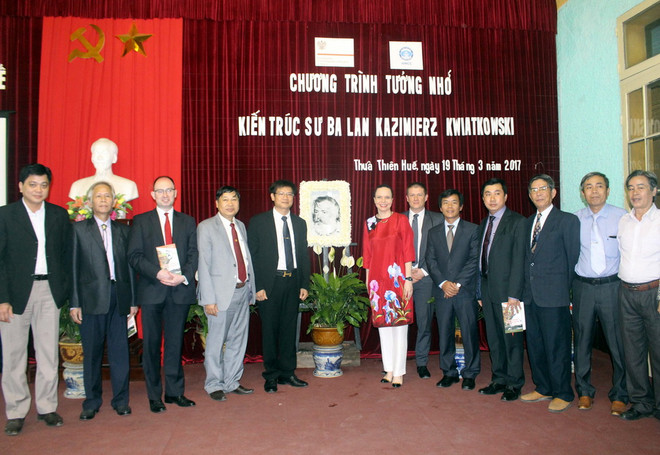 Tưởng nhớ kiến trúc sư Ba Lan có công lớn trong bảo tồn di tích Huế ảnh 1