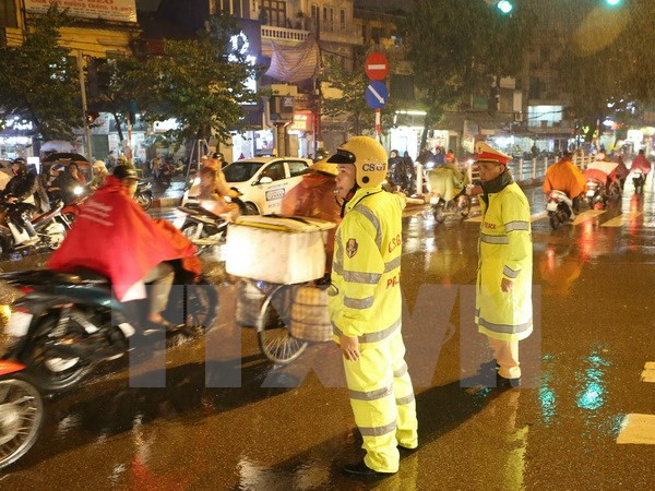 Bắc Bộ mưa về đêm và sáng, Bắc Trung Bộ đề phòng tố lốc ảnh 1