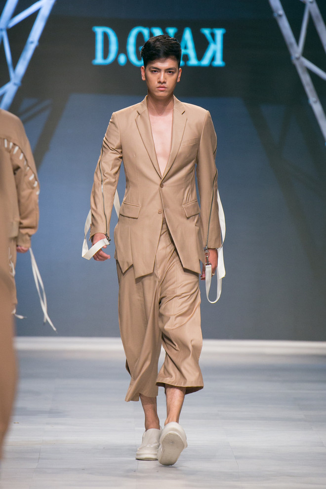 Bộ sưu tập SS18: Khi triết lý âm-dương vận vào thời trang hiện đại ảnh 5