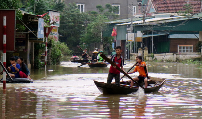 Trung Bộ, Nam Bộ và Tây Nguyên tiếp tục mưa lũ đến ngày 5/11 ảnh 1