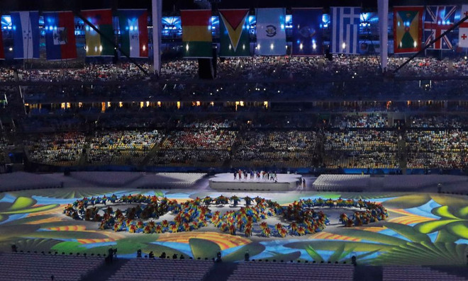 [Photo] Sắc màu rực rỡ trong lễ bế mạc Olympic Rio 2016 ảnh 9