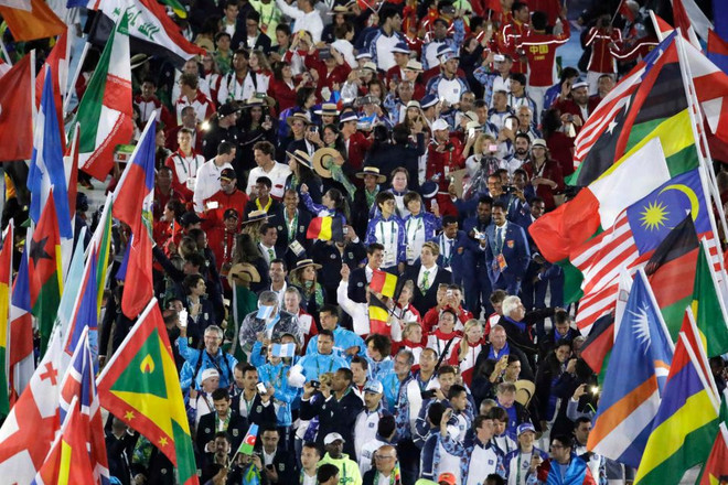[Photo] Sắc màu rực rỡ trong lễ bế mạc Olympic Rio 2016 ảnh 7