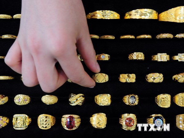 Căng thẳng tại Iraq tiếp tục đẩy giá vàng thế giới tăng cao ảnh 1