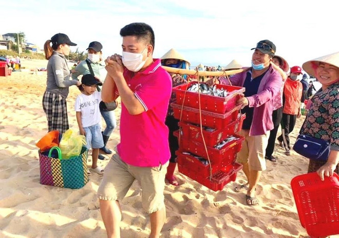 COVID-19: Ân tình của Quảng Bình dành cho người dân vùng dịch ảnh 1