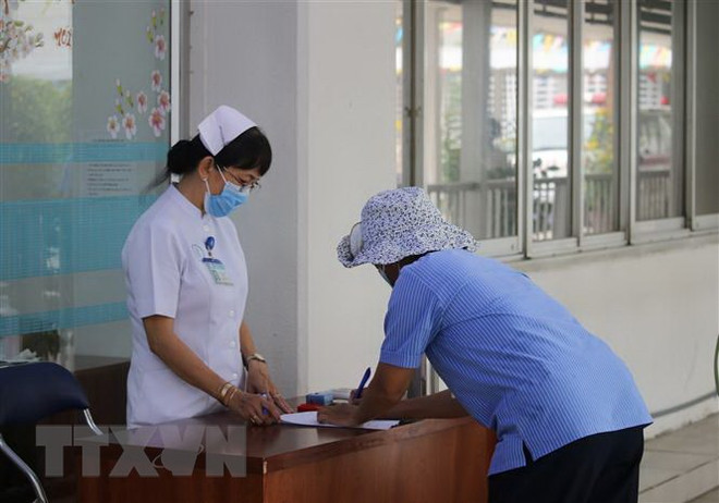 Ngành y tế TP.HCM tiên phong trong cuộc chiến chống COVID-19 ảnh 2