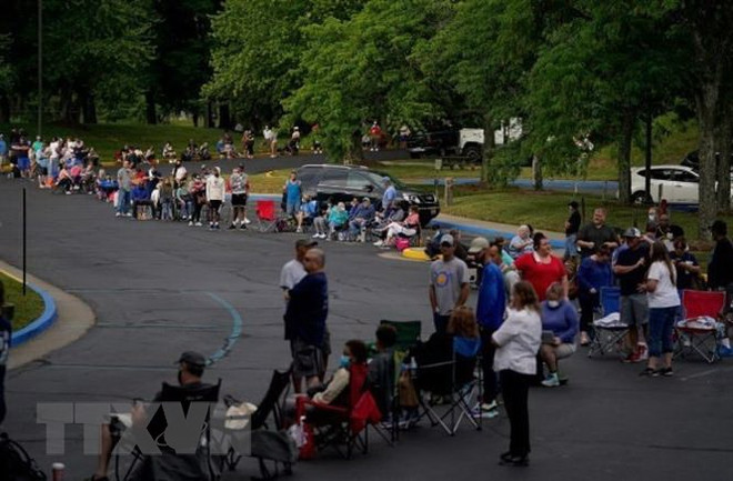 Bầu cử Mỹ: Những khó khăn kinh tế chờ đợi người chiến thắng ảnh 1