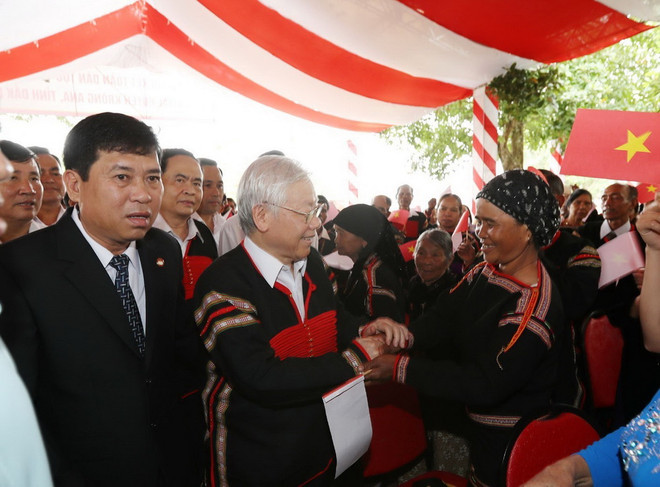 Tổng Bí thư, Chủ tịch nước với đồng bào các buôn, thôn ở Đắk Lắk ảnh 2