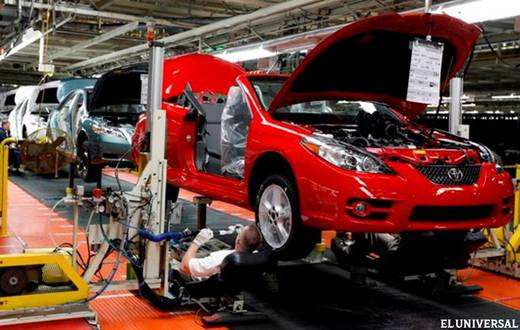 700 doanh nghiệp ở Venezuela phải đóng cửa do siêu lạm phát ảnh 1