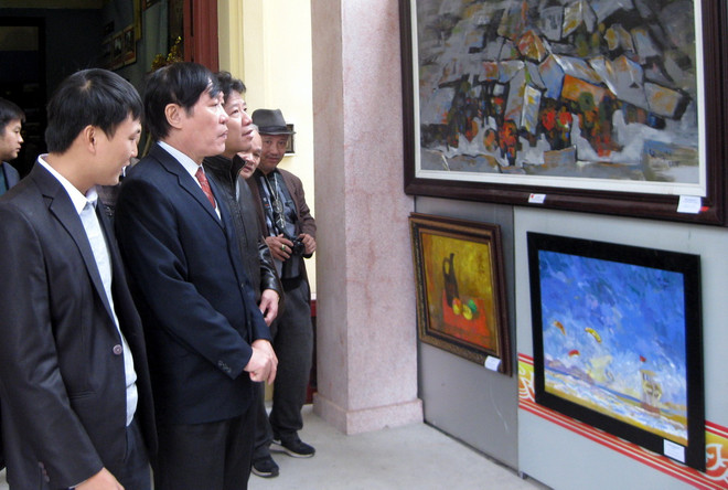 Lần đầu tổ chức triển lãm mỹ thuật đương đại Việt-Hàn tại TP.HCM ảnh 1