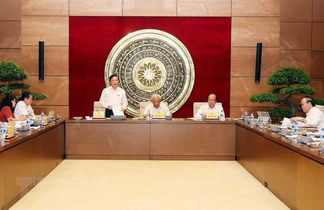 Một phiên họp của Ủy ban Pháp luật. (Nguồn: TTXVN) Phiên họp toàn thể lần thứ 20 Ủy ban Pháp luật của Quốc hội ảnh 1