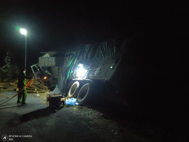 Thông tin thêm về vụ tai nạn nghiêm trọng làm 7 người chết ở Thanh Hóa ảnh 1