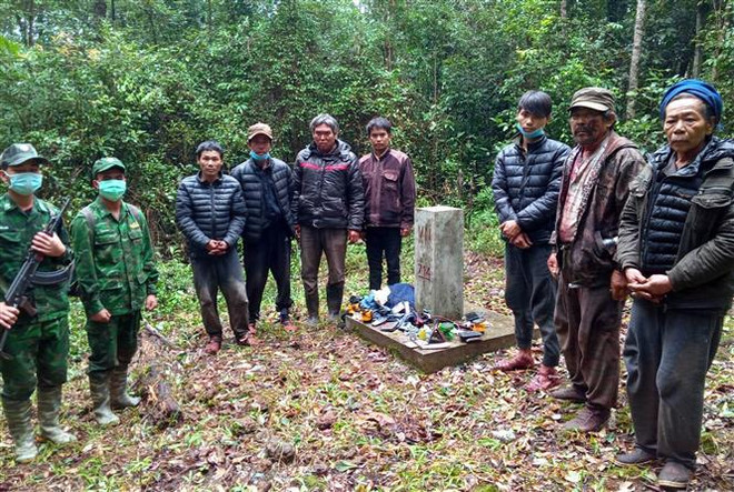 Quảng Nam: Phát hiện 7 người nhập cảnh trái phép qua đường rừng ảnh 1