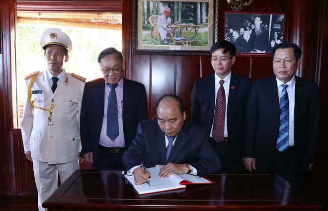 Khánh thành Nhà tưởng niệm Chủ tịch Hồ Chí Minh tại Đắk Nông ảnh 1