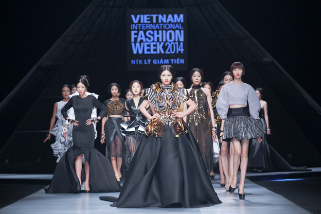 Hai quán quân Project Runway "tung chiêu" với thiết kế Futuristic ảnh 2