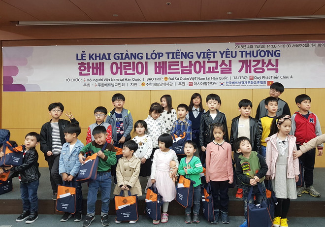 Mở các lớp tiếng Việt cho con em gia đình Việt-Hàn tại Hàn Quốc ảnh 1