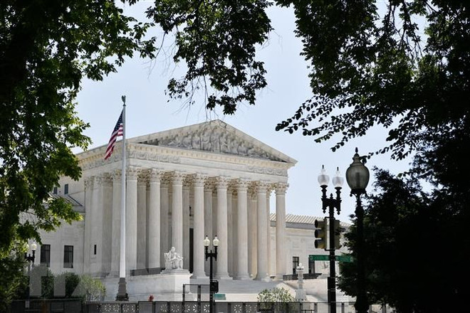 Mỹ: Các thẩm phán phải công khai quà biếu và các chuyến đi miễn phí ảnh 1