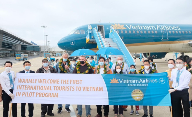 Ba đoàn du khách quốc tế đầu tiên đặt chân tới tỉnh Quảng Nam ảnh 1