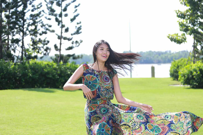 Top 12 ứng viên Hoa khôi Áo dài rạng rỡ trước đêm chung kết ảnh 2