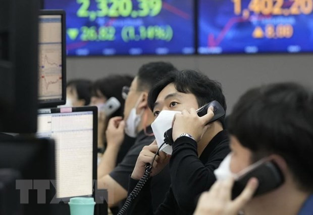 Chờ đợi dữ liệu lạm phát của Mỹ, chứng khoán châu Á đi xuống ảnh 1