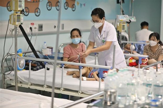 Hơn 190.000 người bệnh đang được điều trị tại các cơ sở y tế ảnh 1